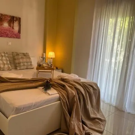 Апартаменты Polychrono Apartments Полихроно