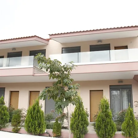 Апартаменты Polychrono Apartments Полихроно