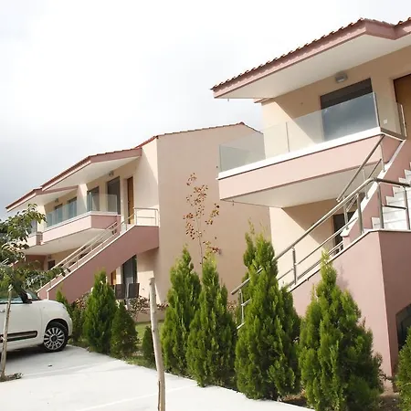 Polychrono Apartments Полихроно