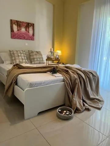 Apartamento Polychrono Apartments