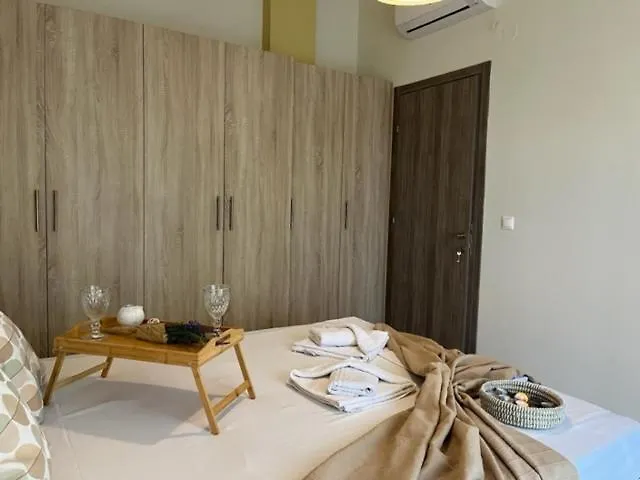 Polychrono Apartments * Polikhronon