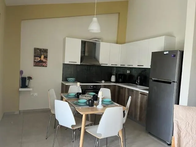 דירה Polychrono Apartments פוליכרונו